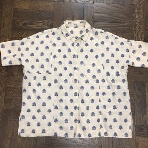 Short sleeve button-up